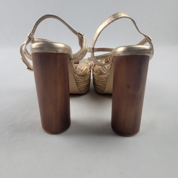 Nataly Mendez wood block heel gold bow platform heels - Picture 6 of 7